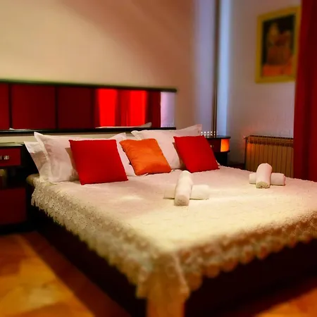 Julio Apartment
